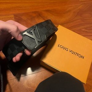 Black Louis Vuitton belt